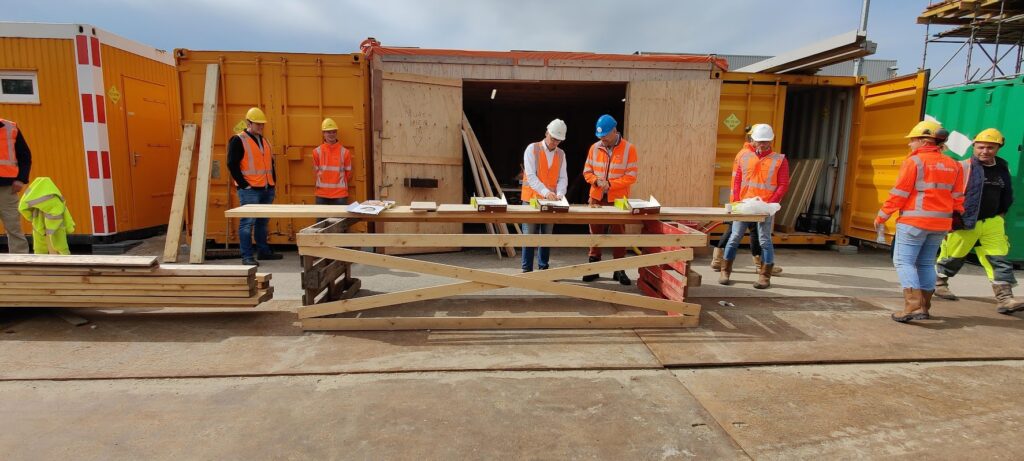 Kiltunnel - taart op de bouwplaats